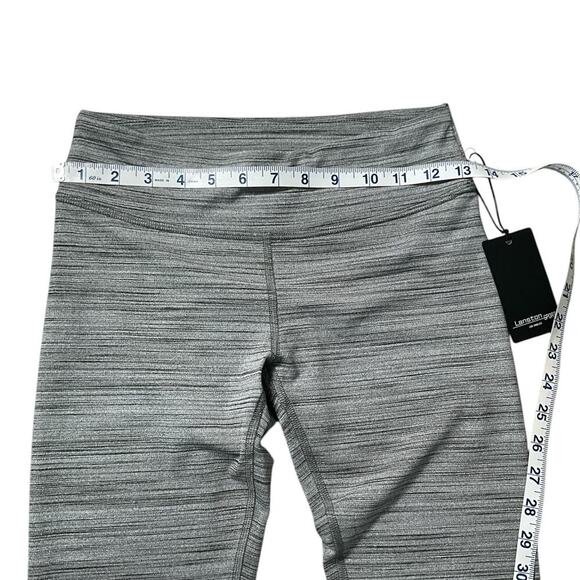 LANSTON Sport Grey Capri Leggings Quick Wicking Technology Size Small Active NWT - Picture 4 of 7